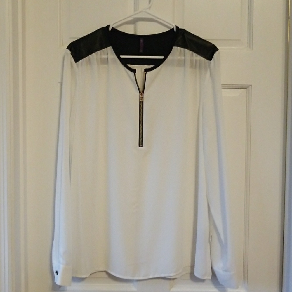 NYDJ long sleeve blouse with faux leather trim